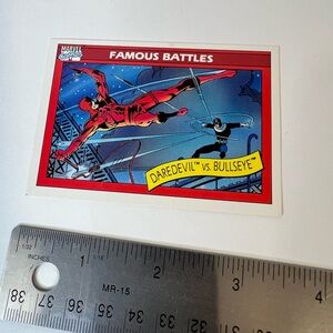 DAREDEVIL VS. BULLSEYE / 1990 Marvel Universe Series 1 (Impel) BASE Card #94